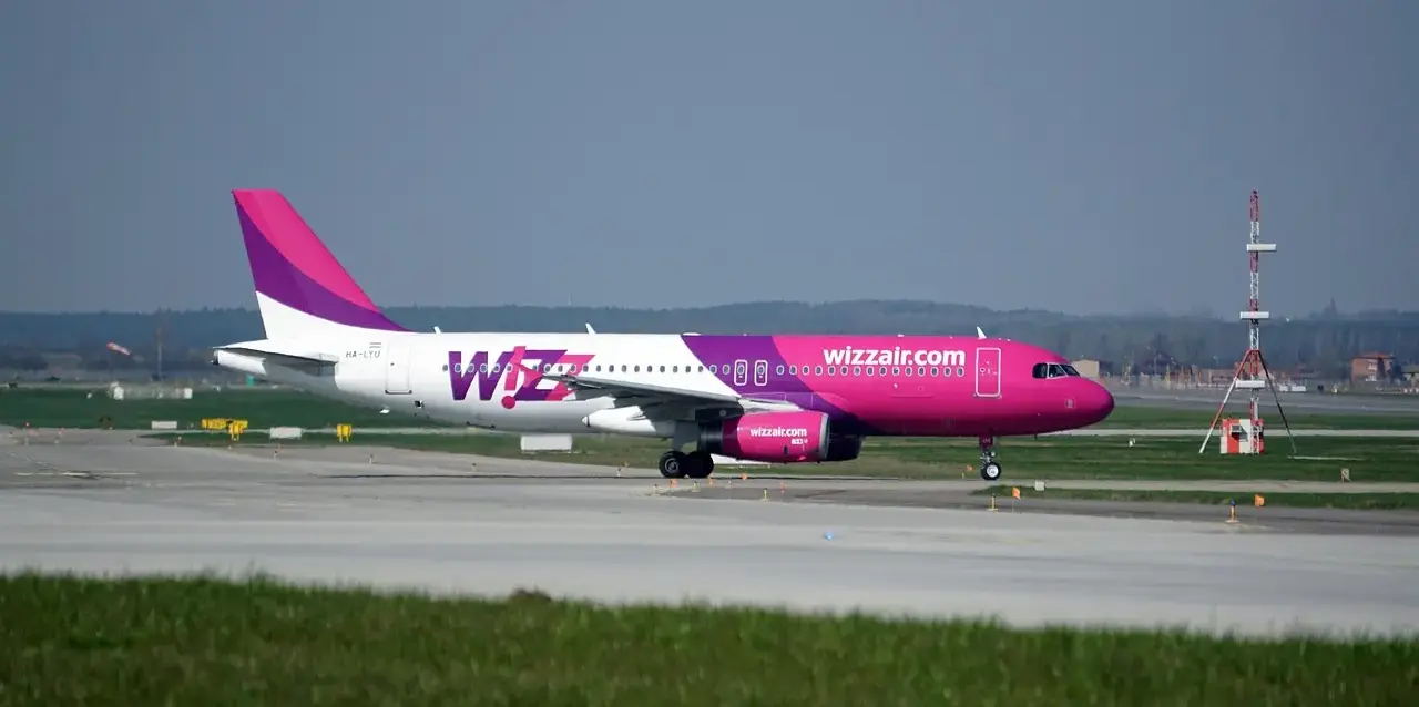 the plane, airport, aircraft, airbus, wizzair, a320, katowice, the rise, wizzair, wizzair, wizzair, wizzair, wizzair